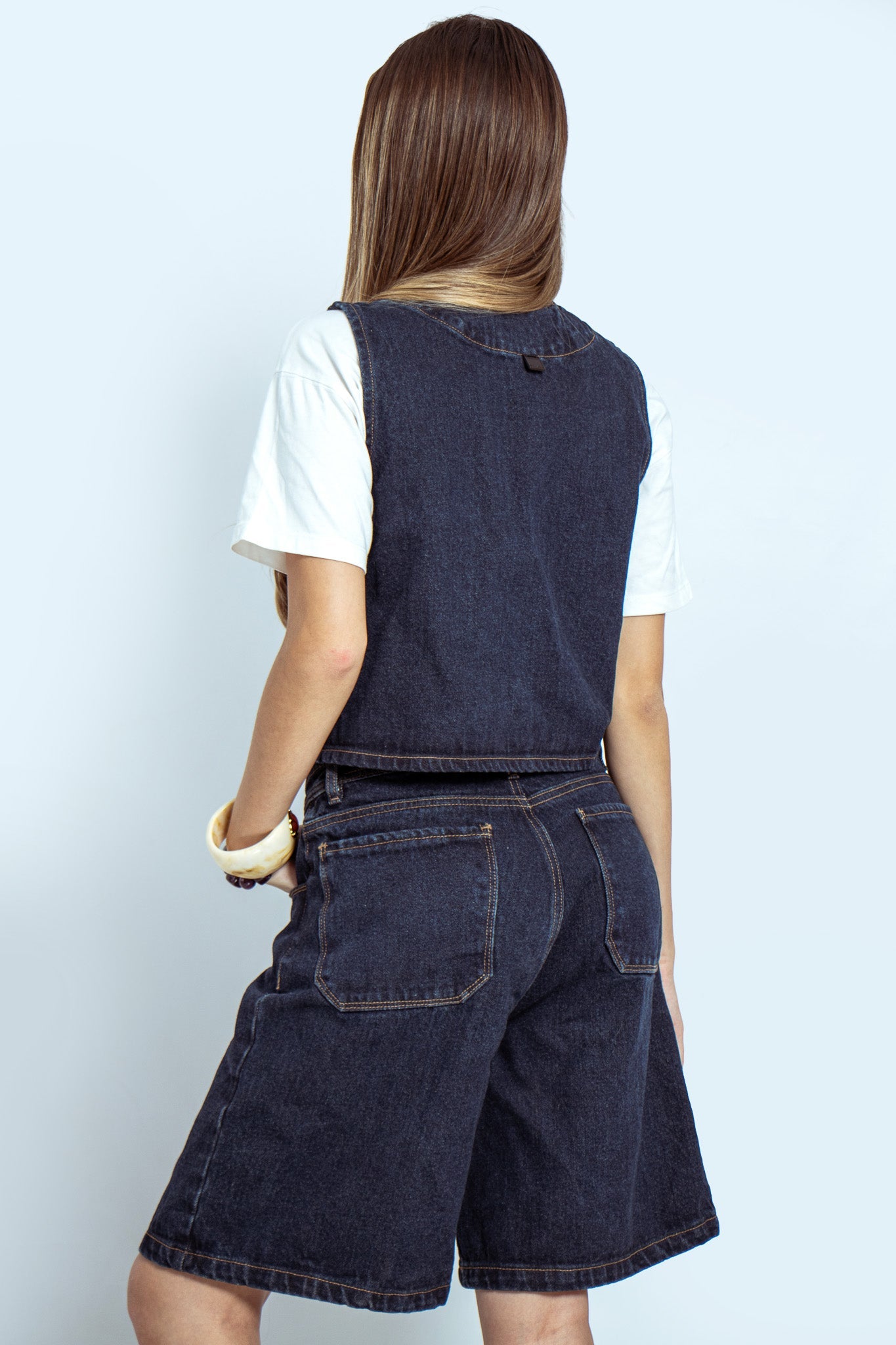 Joy Staz Colombian Jeans Conjunto Denim Chaleco Corto con Lazos y Bermuda Clasica Holgada P56000 Jeans Colombianos