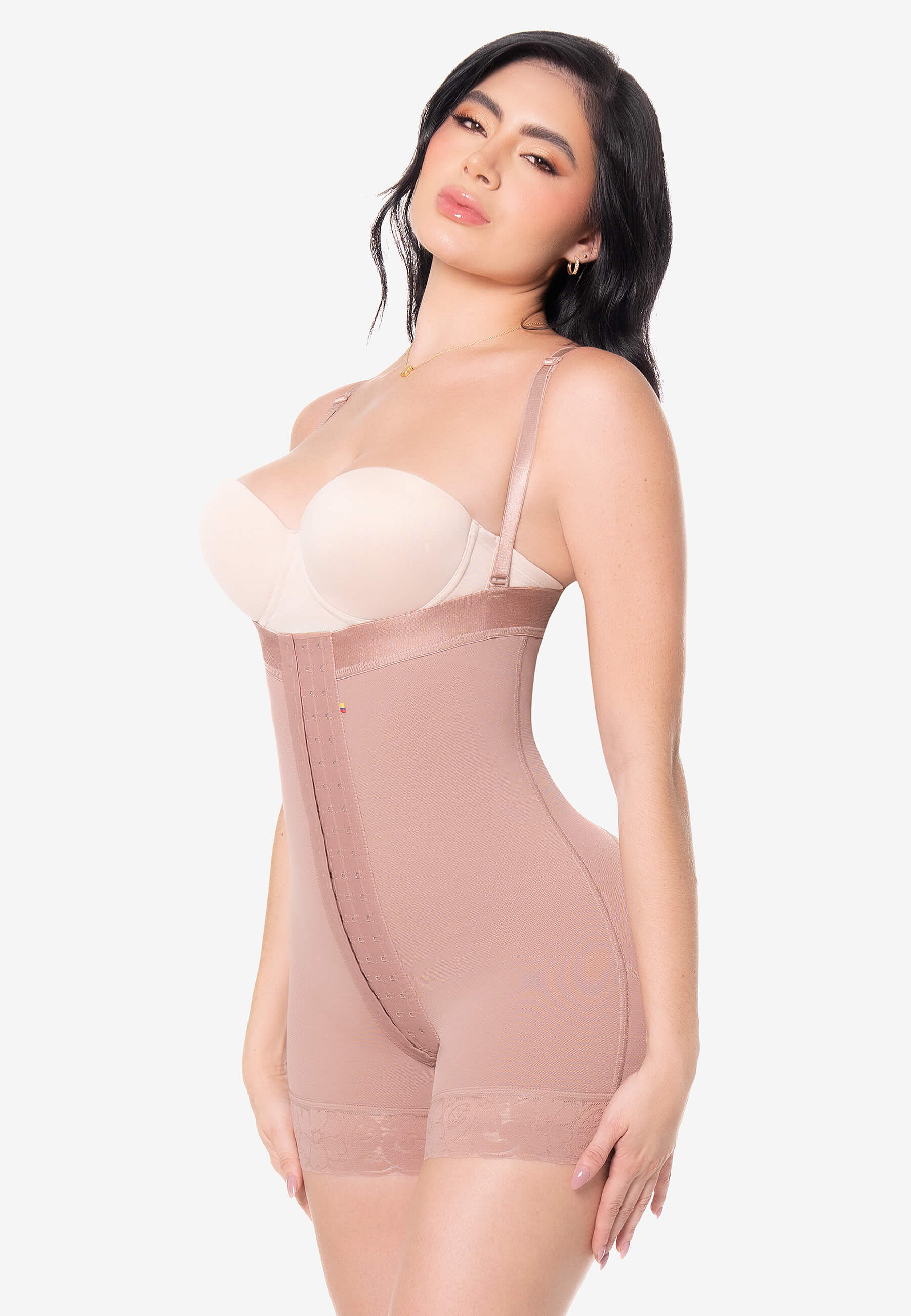 Curvia Faja Valeria strapless cachetera con Broche Cocoa